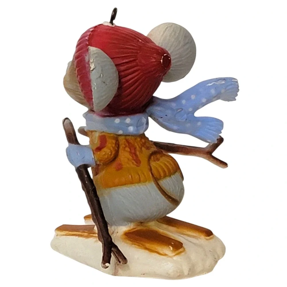 VTG 80s Christmas Around the World Outdoor Mice Ornament Skiing Mouse Hong‎ Kong